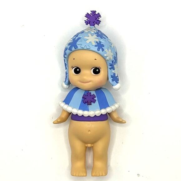Sonny Angel Authentic Snowy, Limited Edition Sky Series Mini Figurine - NEW - Picture 1 of 5